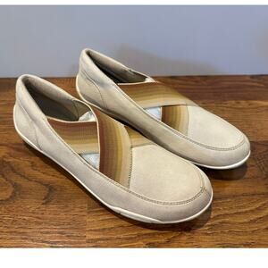 Ros Hommerson Women's Clever Faux Suede Slip On Shoes Ivory/Brown Size 8 NWT